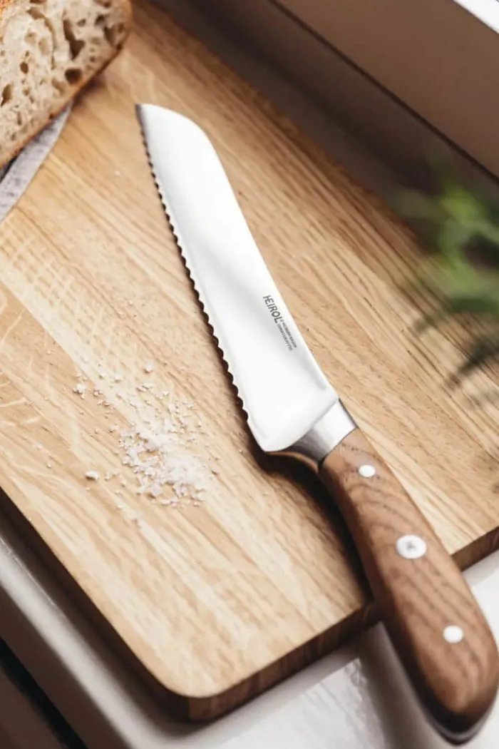 Heirol Albera Brødkniv L 20 cm - Stål/asketræ