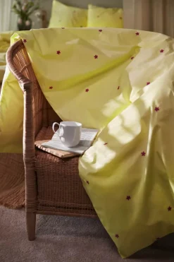 Juna Daisy Sengetøj B 220 x L 220 cm - Økologisk bomuld - Gul
