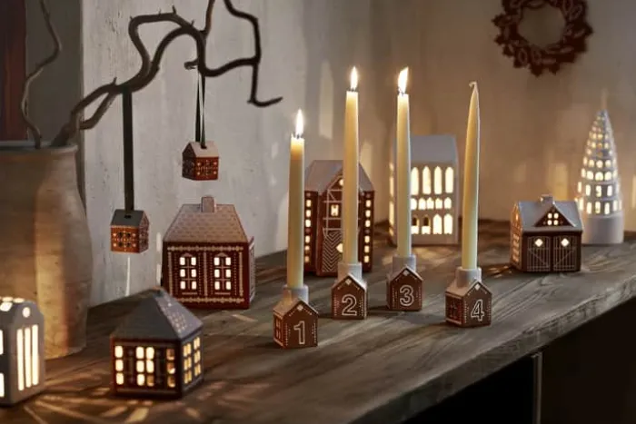 Kähler Gingerbread Lyshus Julestald H 11,5 cm - Stentøj - Brun