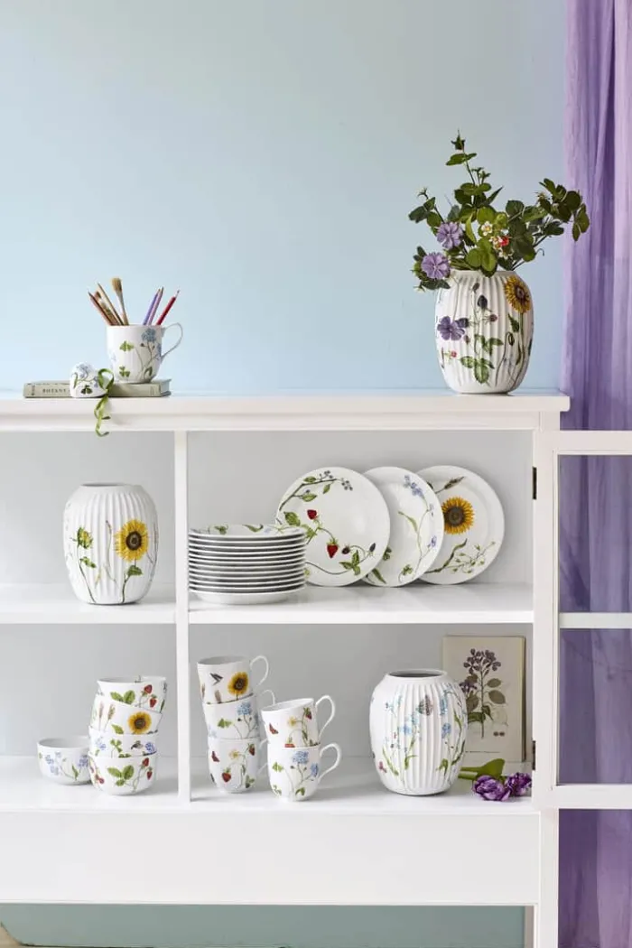 Kähler Hammershøi Sommer Tallerken Ø 22 cm - Porcelæn - Forglemmigej