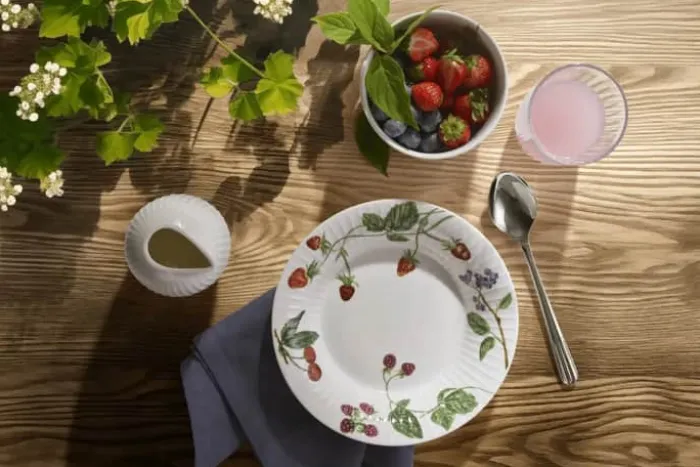 Kähler Hammershøi Sommer Tallerken Ø 22 cm - Keramik - Engblomster