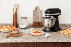 KitchenAid Artisan Røremaskine 5KSM175PSEBK 4,8 liter - Inkl. 5 ekstra dele - 10 hastigheder