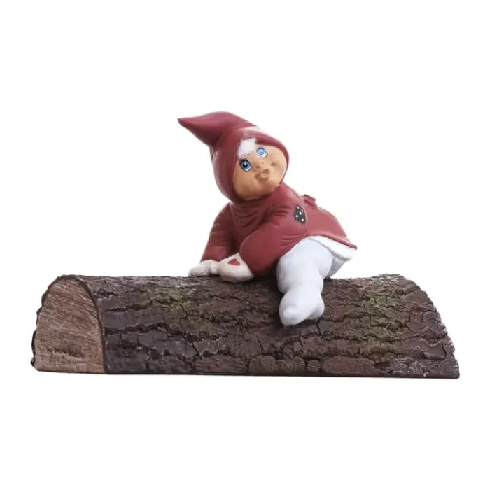 Klarborg Nisse - Esther på træstamme H 12 cm - Keramik - Brun/ Rød