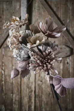 Lene Bjerre Happia dekorationsblomst B 17 x H 68 cm - Grå