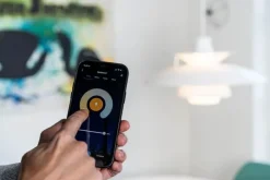Lite Bulb Moments RGBW Lyspære H 11 cm - E27 - Hvid