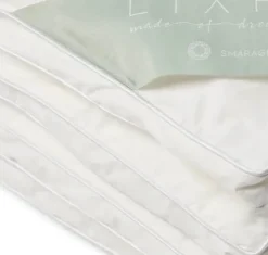 LIXRA Smaragd Lun Helårsdyne B 140 x L 200 cm - Moskusdun/bomuld - 725 CUIN