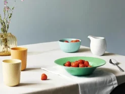 Lyngby Porcelæn Rhombe Color Krus 33 cl - Porcelæn - Sand