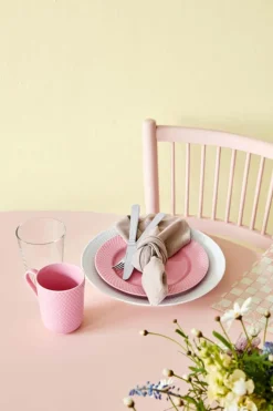 Lyngby Porcelæn Rhombe Color Krus m. hank 33 cl - Porcelæn - Rosa