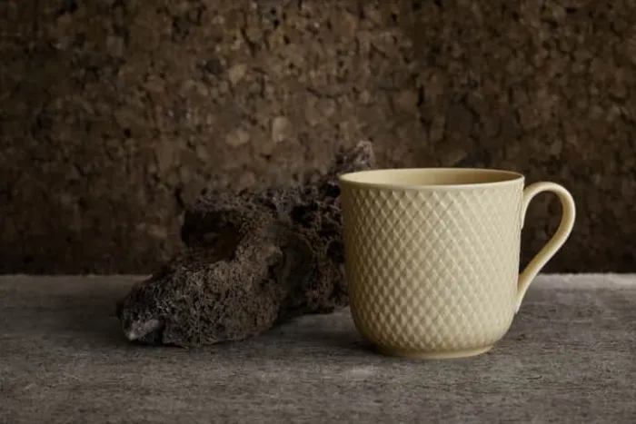 Lyngby Porcelæn Rhombe Earth Krus m. hank 39 cl - Porcelæn - Marble