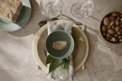 Lyngby Porcelæn Rhombe Earth Middagstallerken Ø 27 cm - Porcelæn - Marble