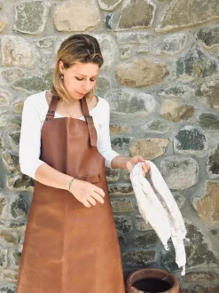 Made by Mama Forklæde L 64 cm - Kernelæder - Lysebrun