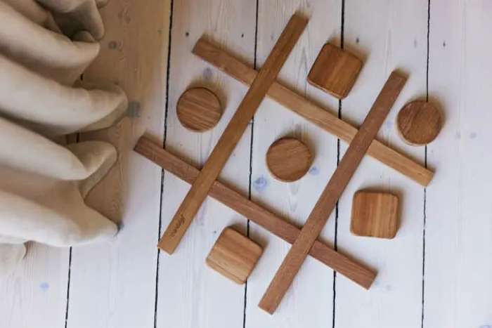 Mandalay Sussex Kryds & Bolle Teak