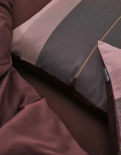 Marc O'Polo Kiya Sengetøj B 140 x L 200 cm - Bomuldssatin - Aubergine