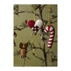 Medusa Copenhagen Juleophæng - Flettet hjerte H 7,5 x B 7 cm - Perler - Rød/hvid