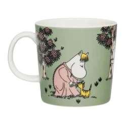 Moomin Arabia Kærlig omsorg Krus 30 cl - Vitroporcelæn - Grøn