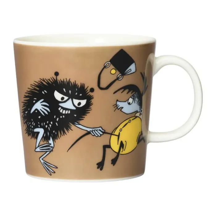 Moomin Arabia Krus - Stinky i aktion 30 cl - Vitroporcelæn - Brun