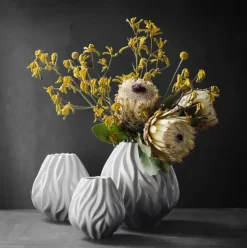 Morsø Flame Vase H 23 cm - Porcelæn - Hvid