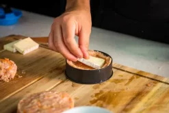 Napoleon Burgerpresser Kit Kan lave bøffer i to diameter