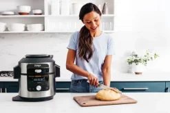 Ninja ONE-Lid Multicooker 14-i-1 7,5 liter - 1760 watt - Inkl. tilbehør - Stål/sort