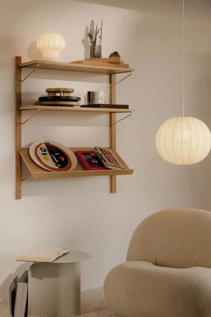Novoform Motala Cocoon Bordlampe Ø 21 x H 21 cm - Plastik/stål - Hvid