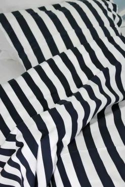 omhu Blok Strib Sengesæt B 140 x L 200 cm - Økologisk bomuld - Navy