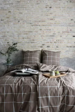 omhu x Mads Barfod Wave Grid Sengetøj B 140 x L 220 cm - Bomuld - Taupe