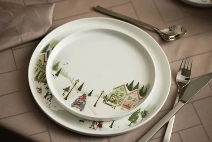 Pillivuyt Vinter Tallerken Ø 20 cm - Porcelæn - Hvid/rød/grøn/brun