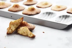 Point Virgule Bageform - Madeleine Til 12 stk - Non-stick belægning - Mørkegrå