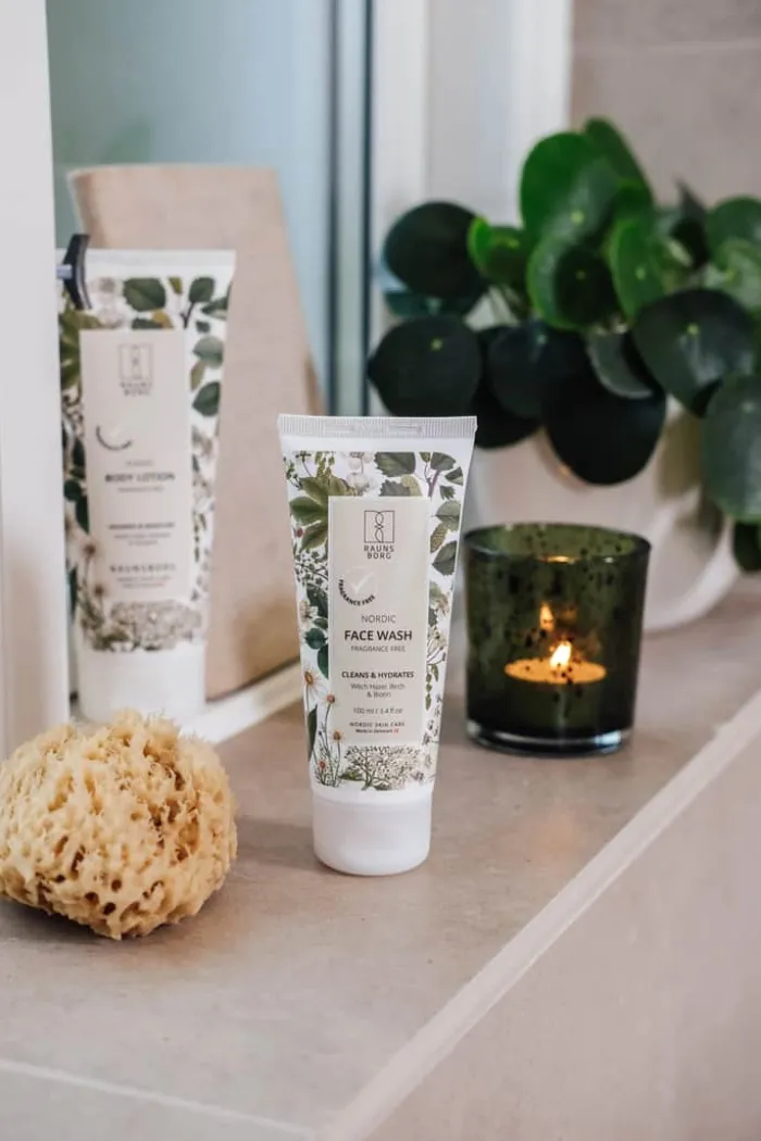 Raunsborg Nordic Face Wash 100 ml - Parfumefri, beroligende og fugtgivende