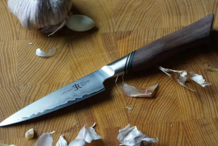 Ryda Knives A30 Urtekniv L 9 cm - Stål/valnøddetræ