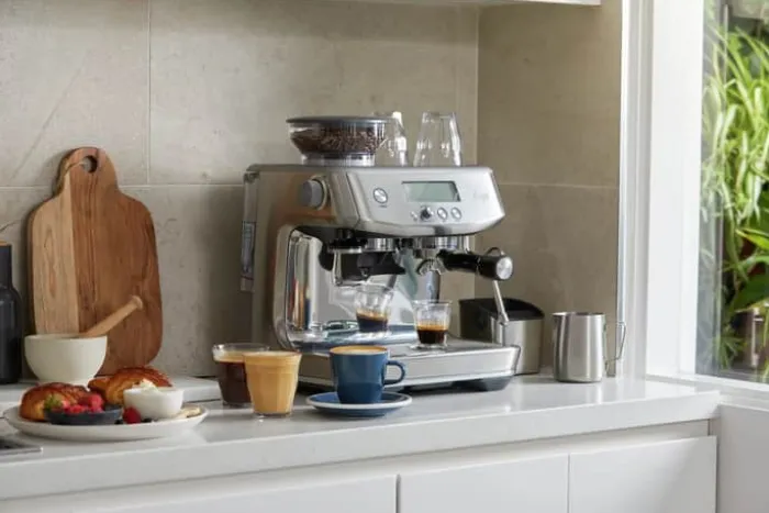 Sage Barista Pro Espressomaskine 20 indstillinger - Integreret kværn - Mælkeskummer - Sølvfarvet