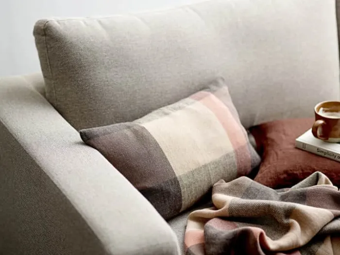 Södahl Embrace Pude B 30 x L 50 cm - Bomuld/uld - Coffee brown