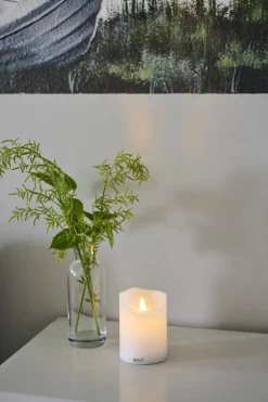 Sirius Sara Genopladelig LED Bloklys Ø 7,5 x H 10 cm - Stearin - Hvid