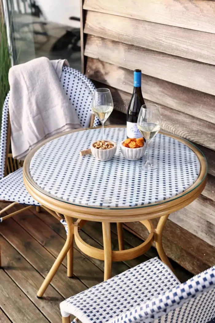 SKAGEN living Cafébord H 75 x Ø 70 cm - Metal/PE/glas - Hvid/blå/natur