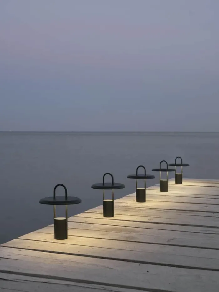 Stelton Pier Transportabel LED-lampe H 25 cm - Jern - Sort