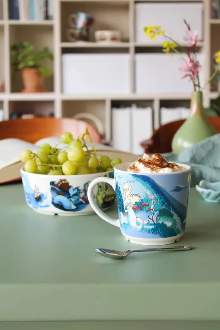STORYTELLING Krus - Den Lille Havfrue #2 38 cl - Porcelæn - Hvid