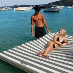 Sunnylife Seagrass Bademadras B 196 x L 260 cm - PVC - Grøn