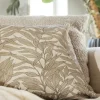 Svanefors Blad Pudebetræk B 45 x L 45 cm - Polyester - Beige