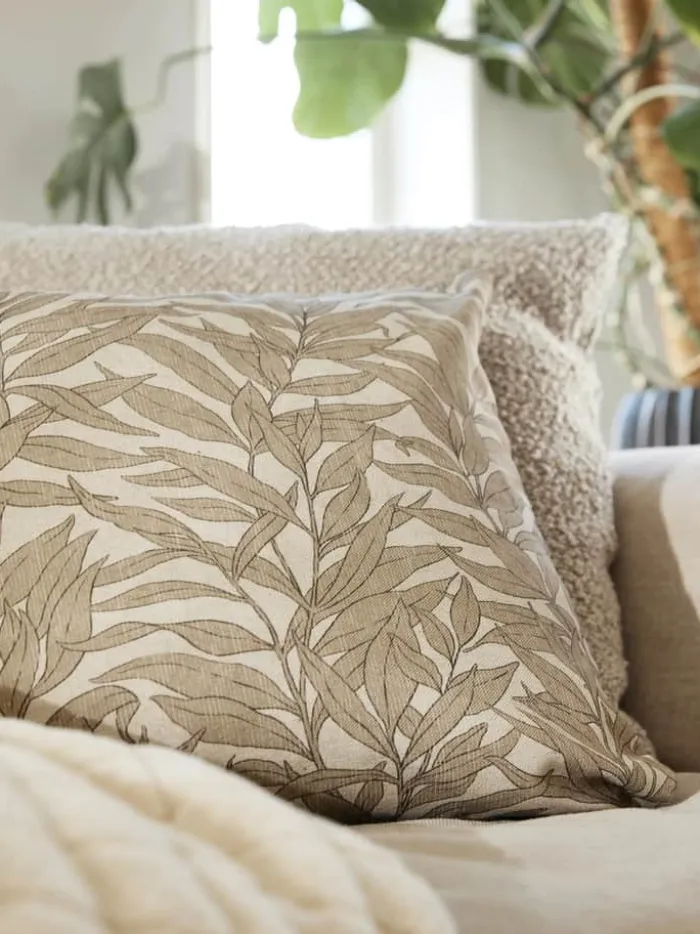 Svanefors Blad Pudebetræk B 45 x L 45 cm - Polyester - Beige