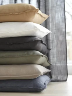 Svanefors Cecil Pudebetræk B 45 x L 45 cm - Polyester - Nougat