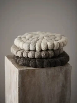 Svanefors Nisha Bordskåner - 2 stk. Ø 20 cm - Uld - Offwhite