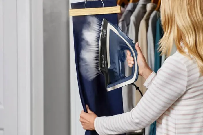 Tefal Ultragliss+ Dampstrygejern Durilium Airglide strygesål - Vandtank: 270 ml - Med autosluk og antidryp