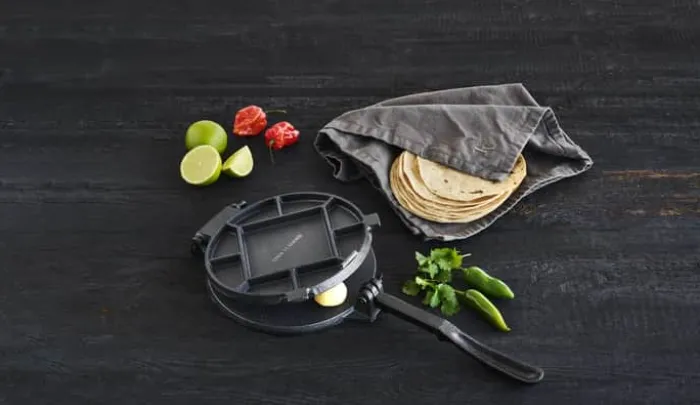 Timm Vladimir Kitchen Tortillapresser Ø 19 cm - Støbejern - Sort