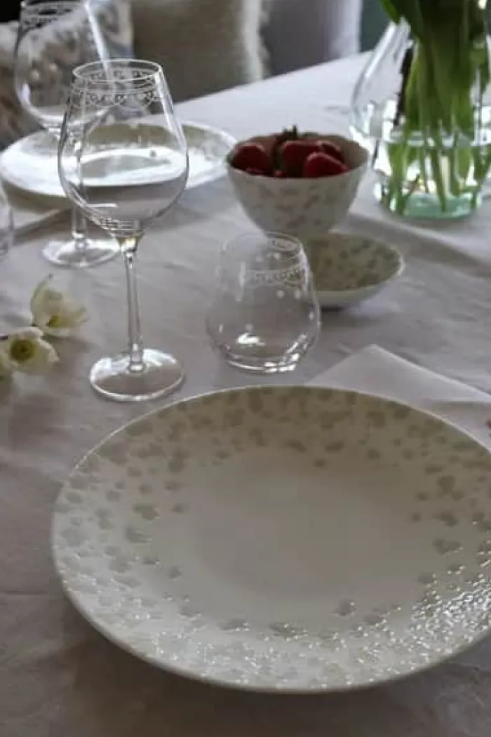 Wik & Walsøe Slåpeblom Middagsallerken Ø 28 cm - Porcelæn - Varm grå