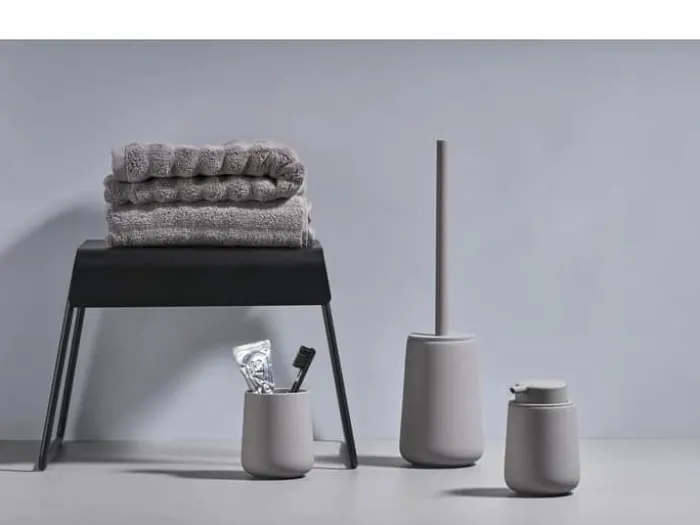 Zone Nova One Toiletbørste H 37 cm - Porcelæn/soft touch - Gull Grey