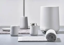 Zone Nova Sæbedispenser H 11,5 cm/0,25 liter - Porcelæn/softtouch - Soft Grey