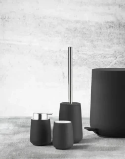 Zone Nova Sæbedispenser H 11 cm - Porcelæn - Sort