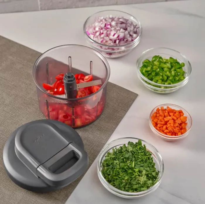 Zyliss Easy Pull Foodprocessor B 13,4 x L 14,1 cm - Japansk stål/ABS plastik - Grå